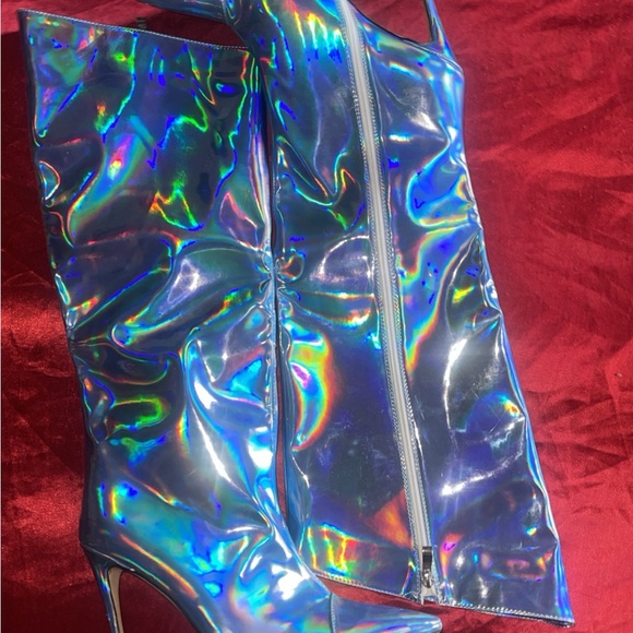 Knee high boots - Picture 3 of 4